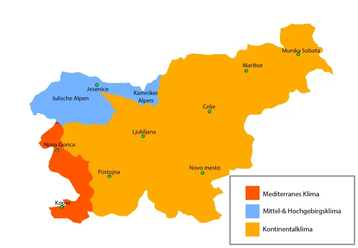 Karte Sloweniens mit Klimazonen. Die beste Reisezeit hängt vom Klima ab: Mittelmeer im Westen, Alpen im Norden, Kontinentalklima im Osten.
