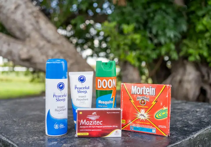 Schutz vor Malaria in Tansania: Insektenschutzmittel und Medikamente wie Mozitec helfen, Mücken fernzuhalten.