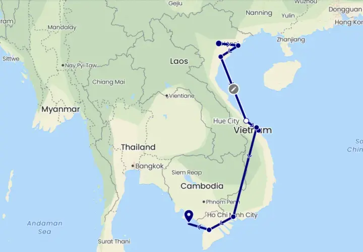 Karte von Vietnam mit markierter Route von Hanoi nach Ho-Chi-Minh-Stadt. Impfungen Vietnam sind für diese Reise wichtig.